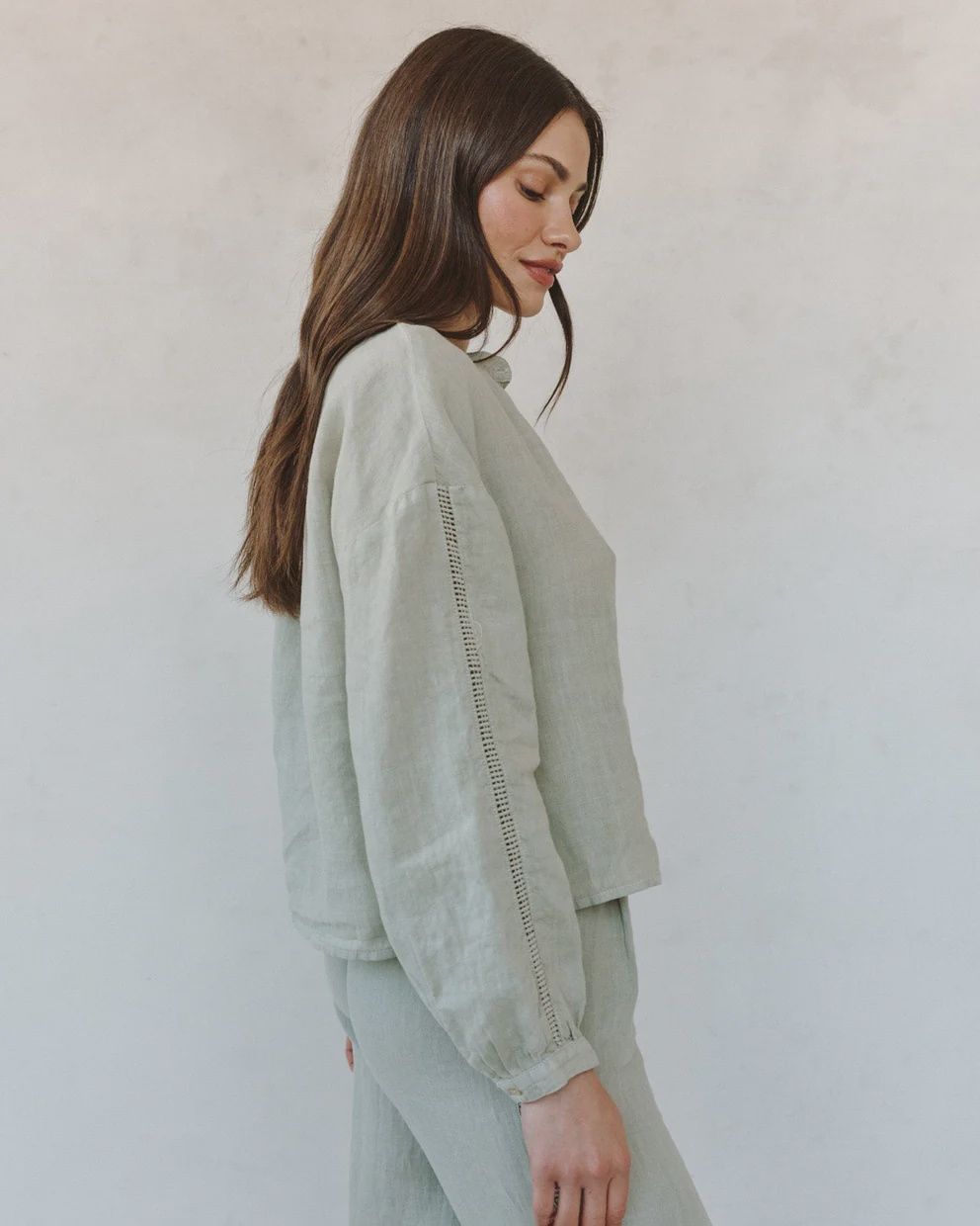 Mandarin Collar Trimmed Button Down