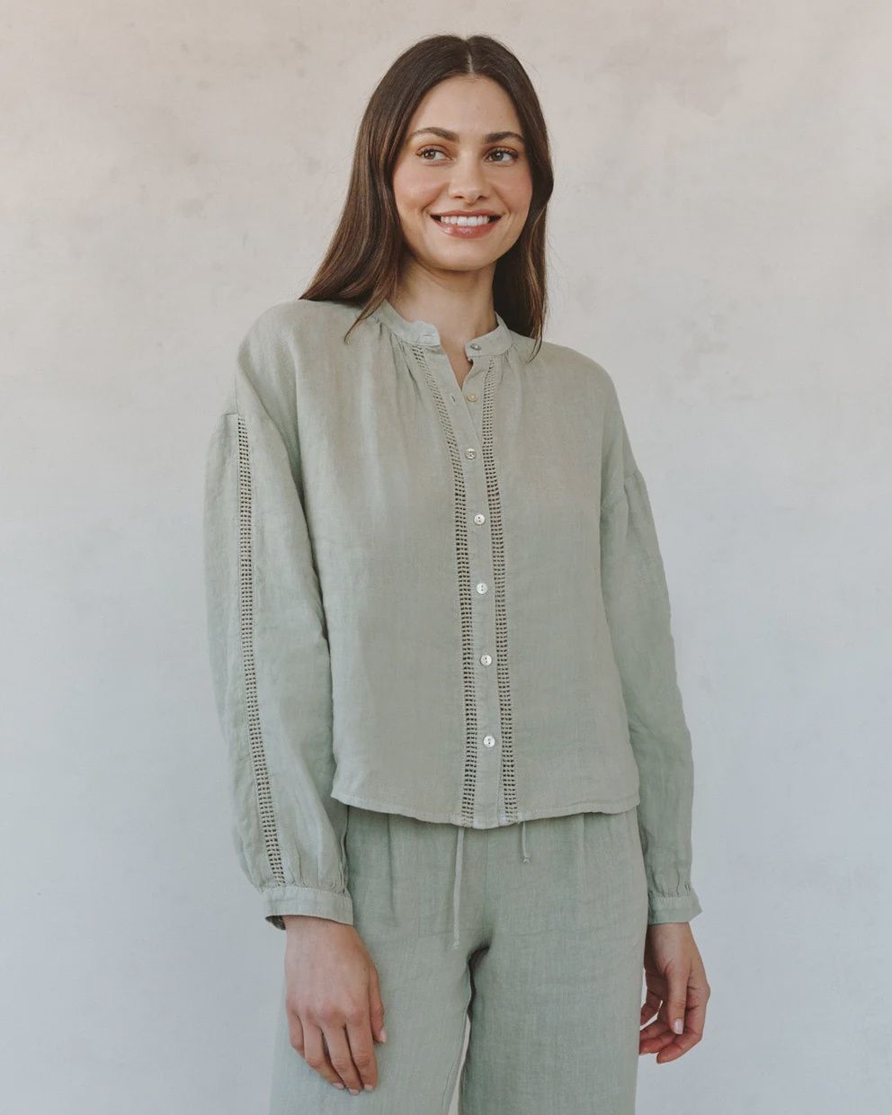 Mandarin Collar Trimmed Button Down