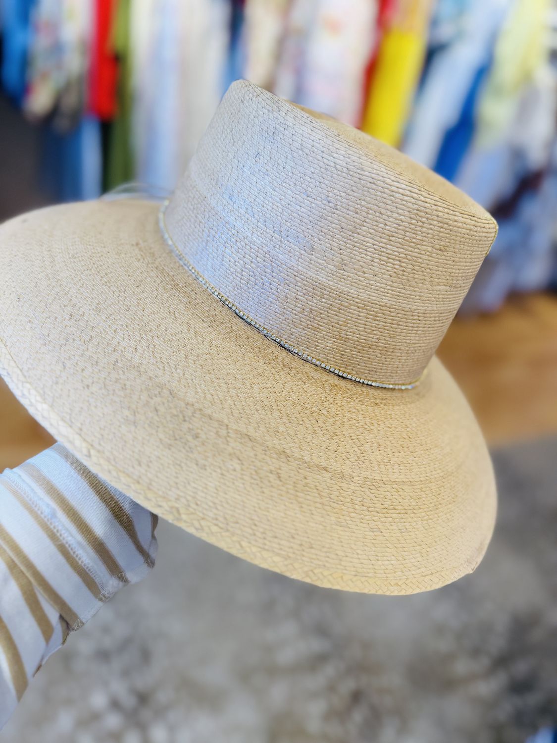 Diamond Bezel Strand Straw Hat