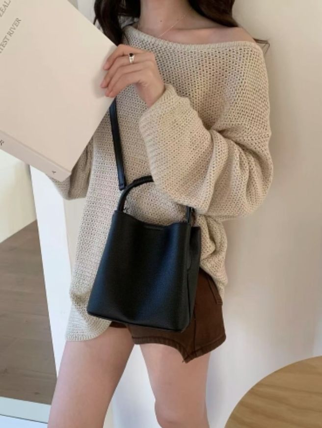 Nini Mini Bucket Bag, COLOR: Black