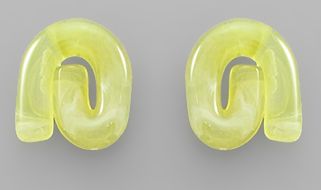 Curved Resin Stud