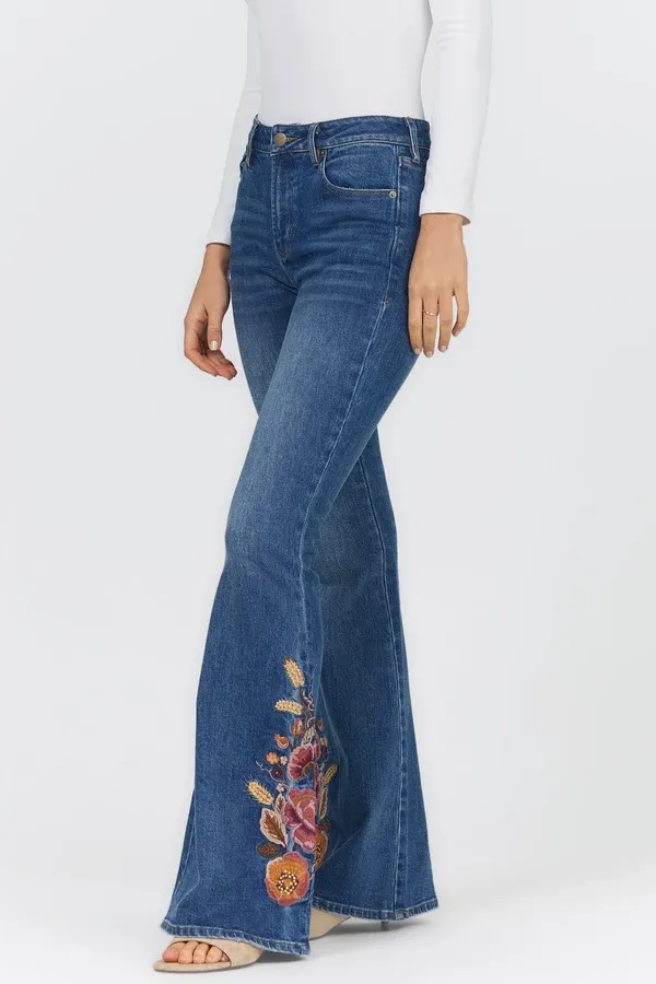 Rosa Embroidered Jean