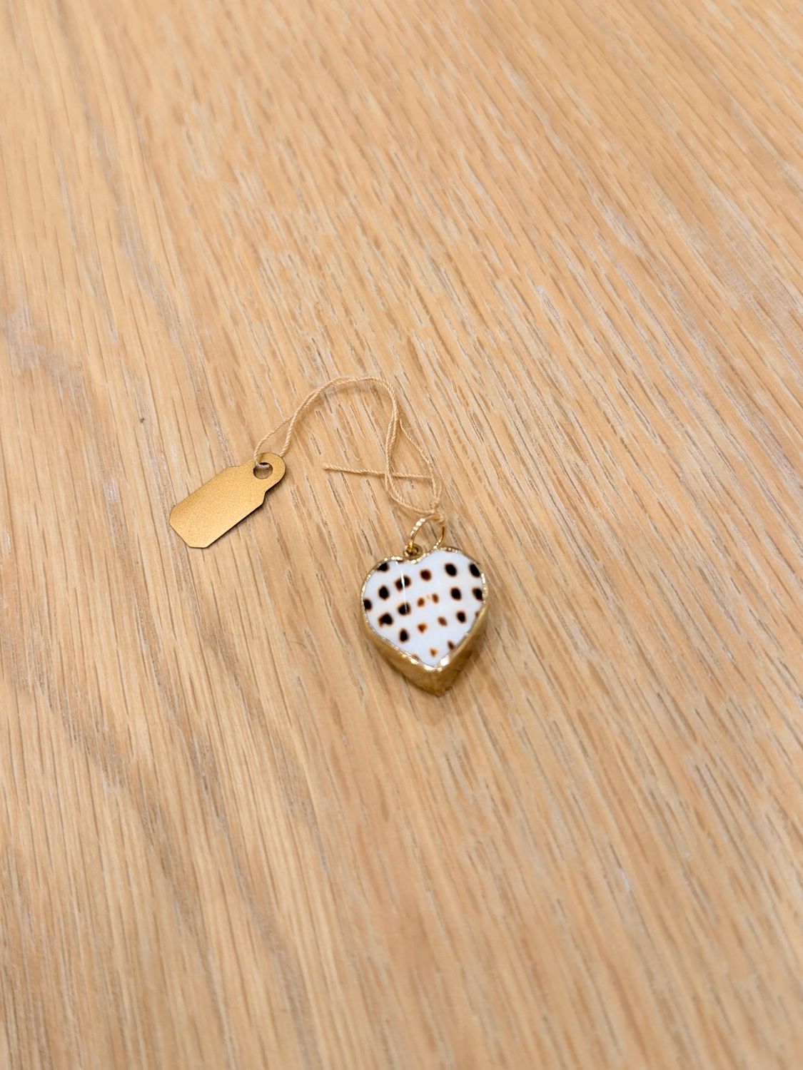 Speckled Pearl Heart