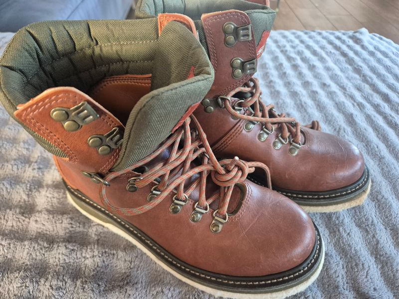 Buty do brodzenia Simms Freestone rozmiar 8