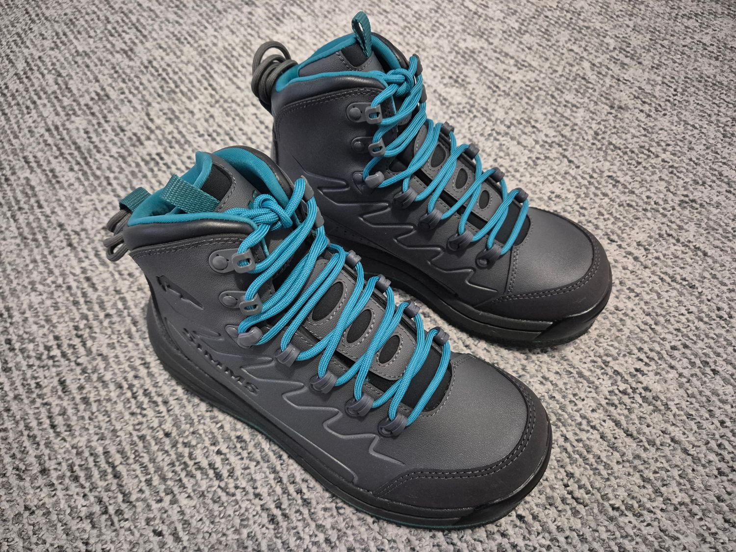 Damskie buty do brodzenia SIMMS Freestone filc rozmiar Eu 40 US9