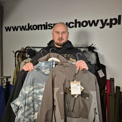 Kurtki i bezrękawniki