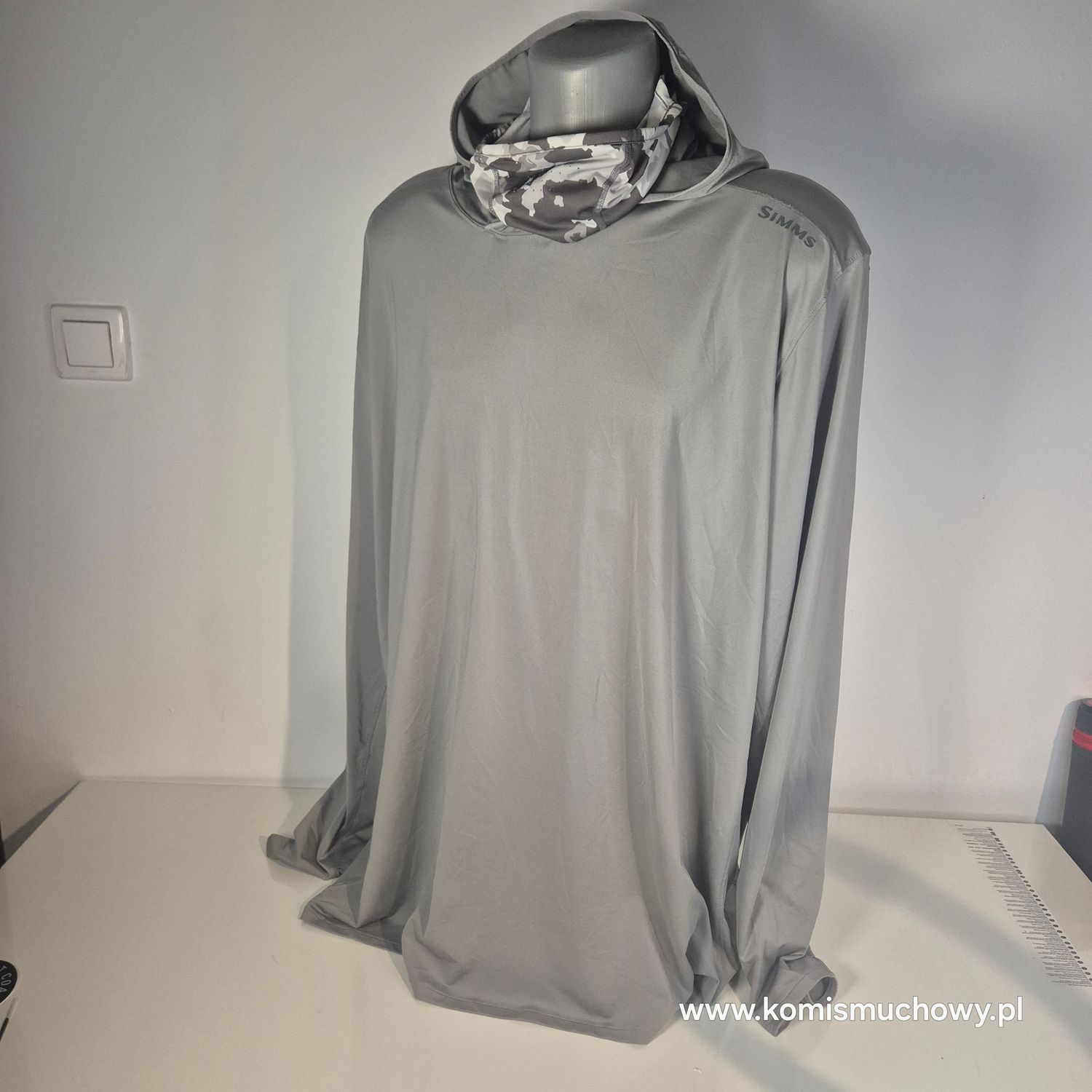 Bluza Simms Solarflex w rozmiarze 3XL.