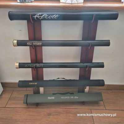 Wieszak na 5 wędek muchowych