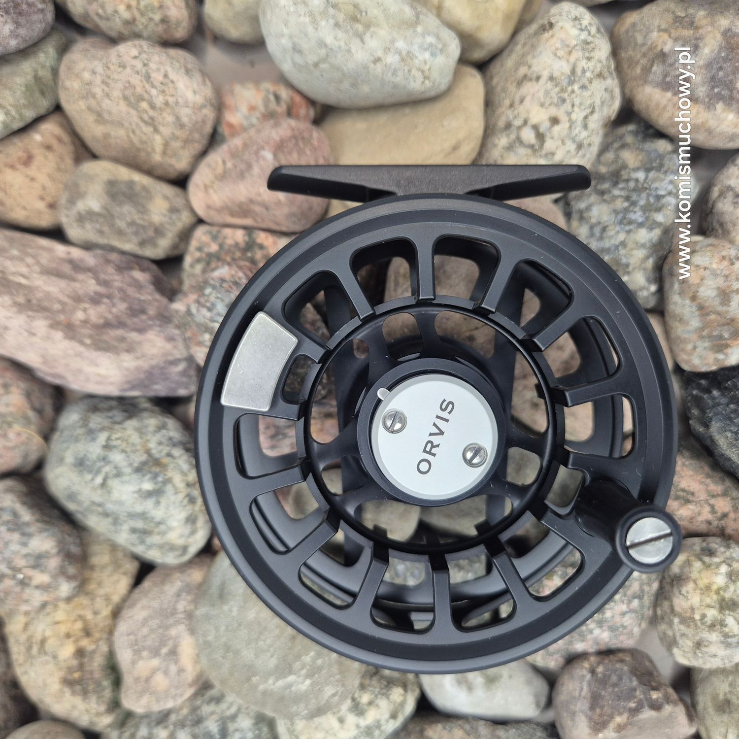 Kołowrotek Orvis Hydros II kolor czarny
