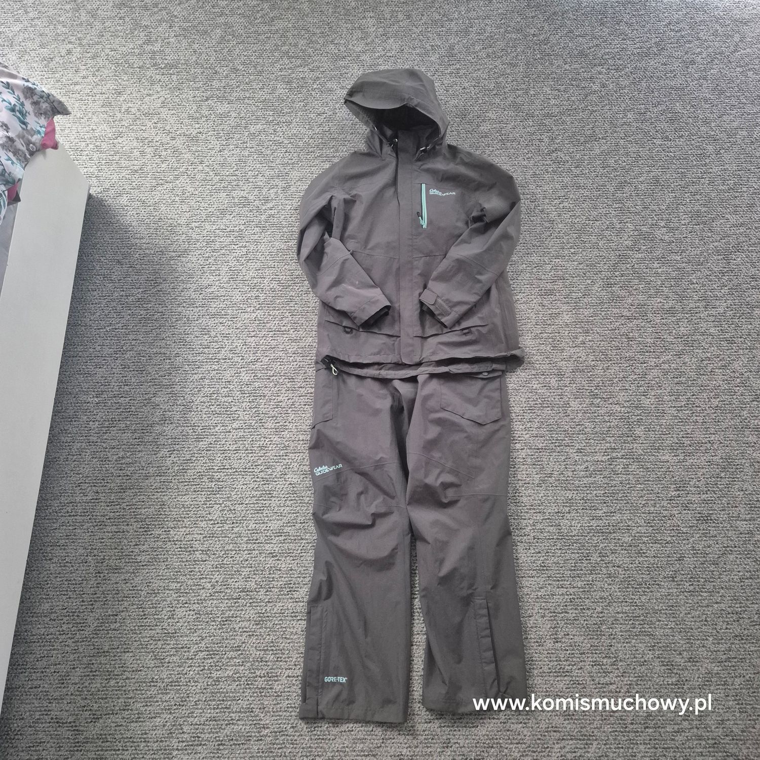 Komplet dla kobiety Cabelas Guide Wear Gore-tex rozmiar M