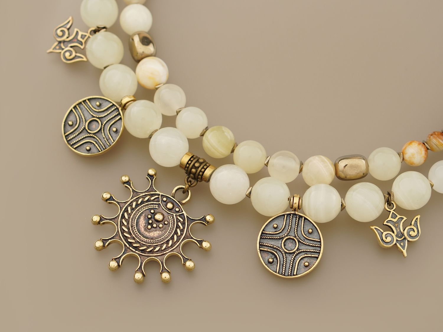 Чокер "Росяний світанок"