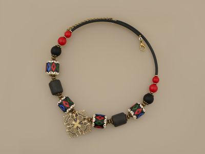 Чокер "Символ добробуту"