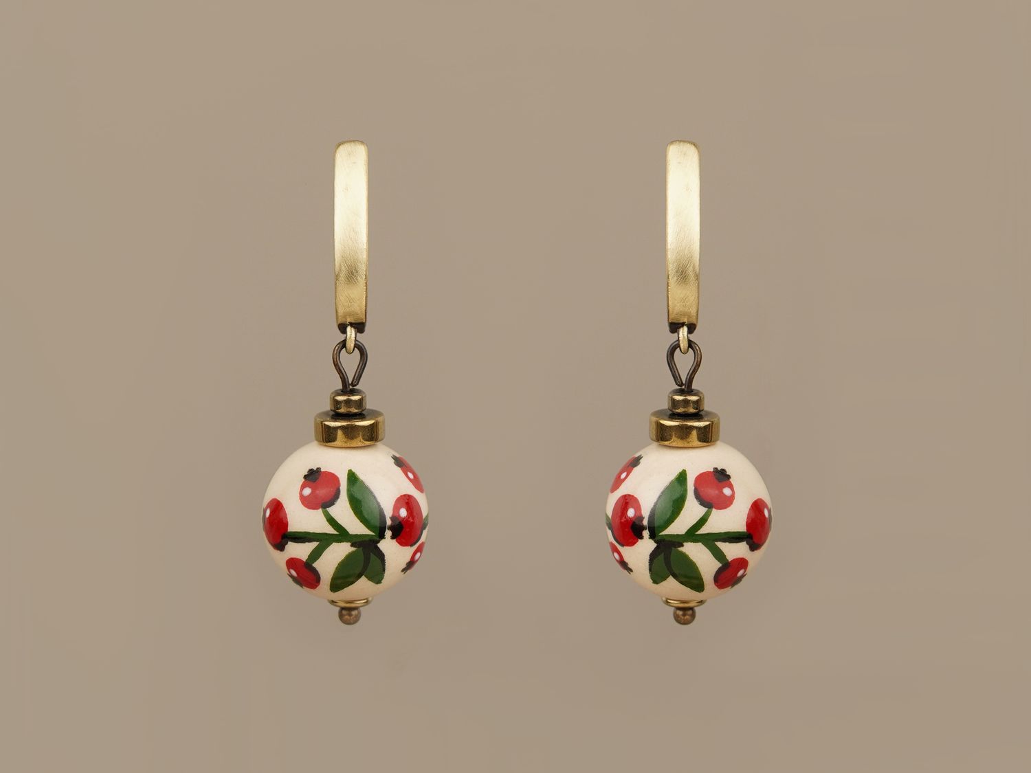 Сережки "Шипшинові"