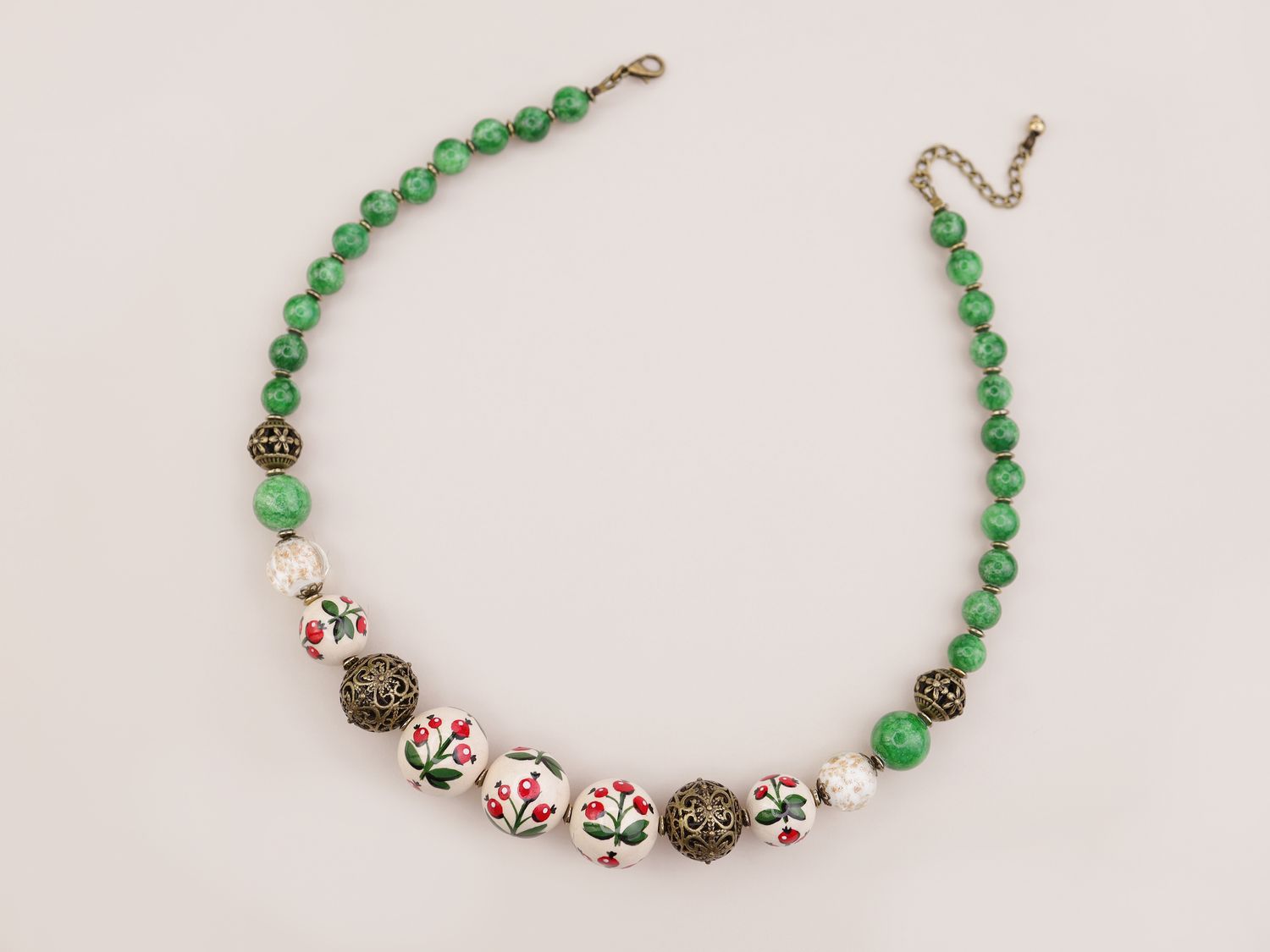 Намисто "Гілочка шипшини"