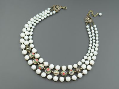 Намисто "Сніжна троянда"