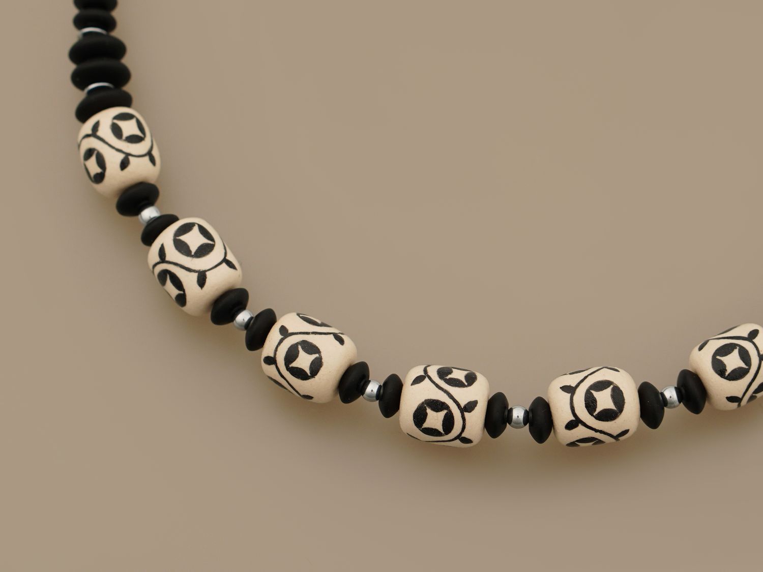 Чокер "Вечірній оберіг"