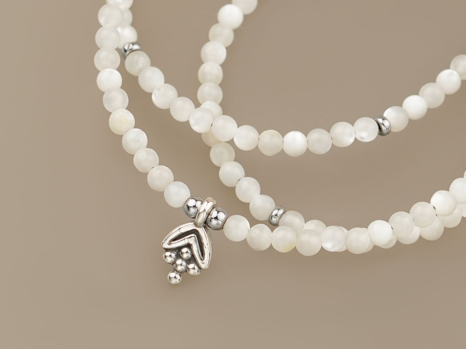 Намисто "Дотик світла"