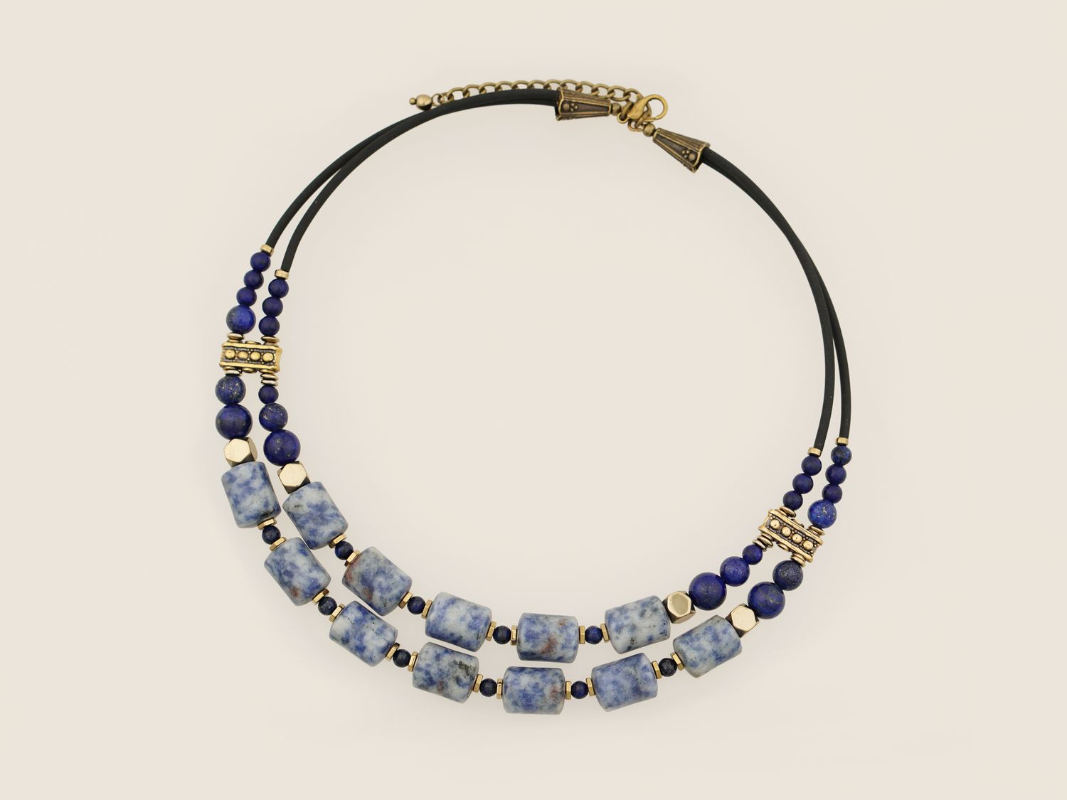 Чокер "Тиха сила"