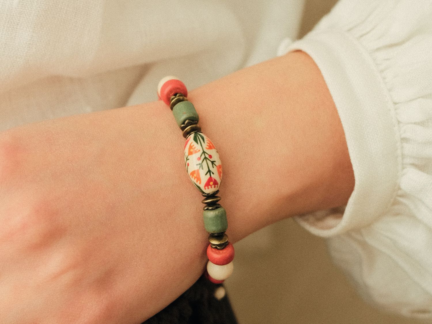 Браслет "Орнамент весни"