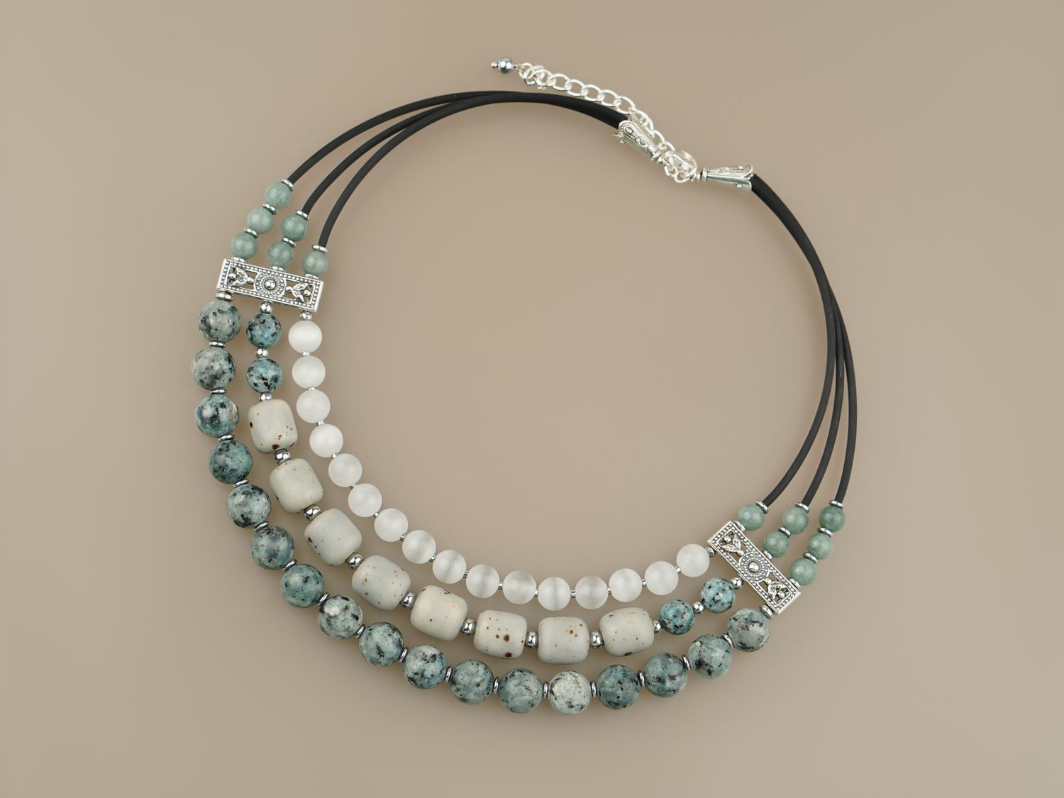 Чокер "Тиша води"