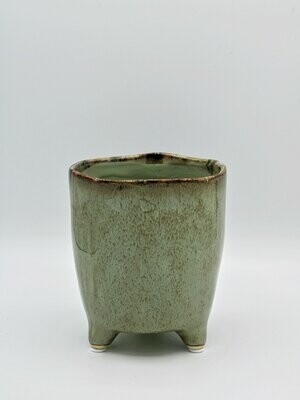 Kleiner Übertopf aus Keramik, "Blassgrün"
