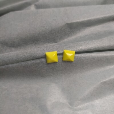 Kolczyki, kwadraty, żółte