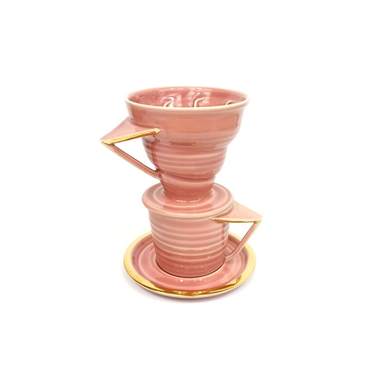 Zestaw zaparzacz przelewowy SWIRL + Filiżanka RUBATO różowy, malowane złotem