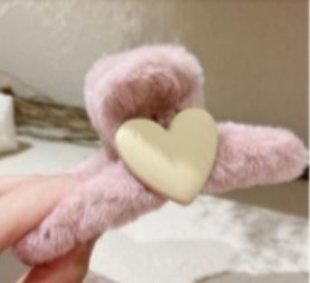 Hair claw Fluffy Pink with brown heart