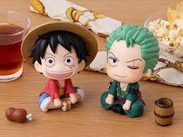 One Piece Figurine Set of 2, Luffy and Zoro with case