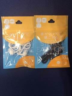 Stereo earphone Black and White Assort@ステレオイヤホン 白・黒アソート