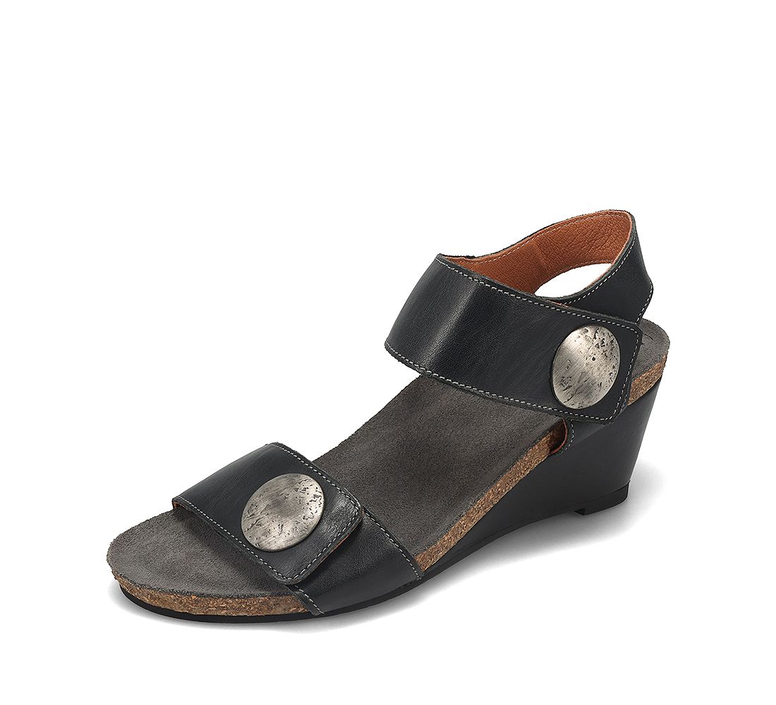 Taos Foot Wear Carousel, Color: Black, Gender: Womens, Size Width: 38
