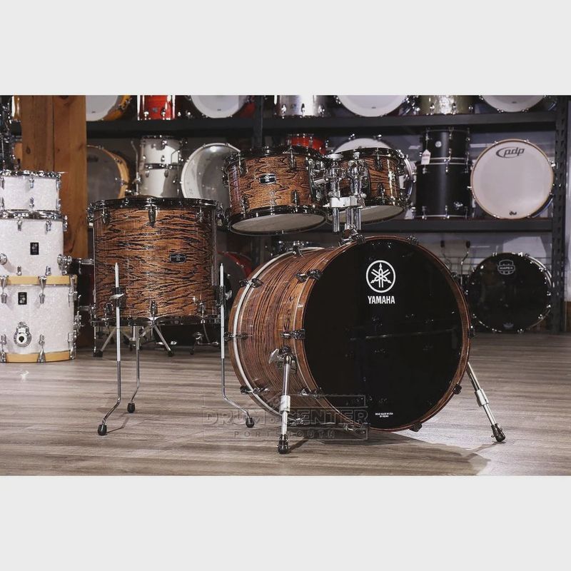Yamaha LH2F40UNT Live Custom Hybrid Oak 4-piece Shell Pack