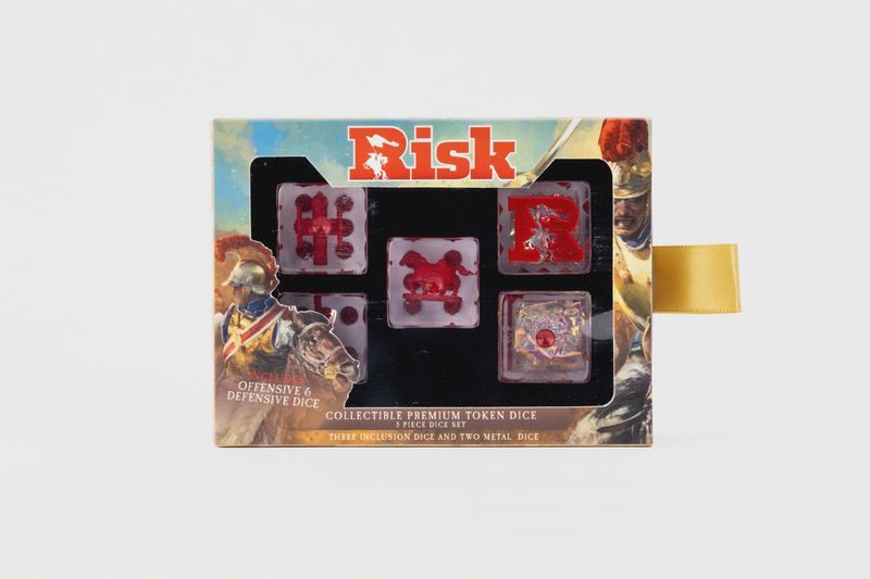 Risk 22mm Oversized Dice Set: Offense and Defense Dice