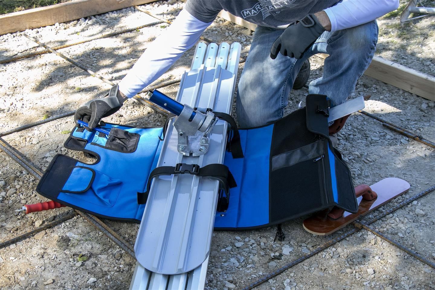 Marshalltown Bull Float Kit w/ Rock It Adjustable Bracket &amp; Swaged Style Octagon Handle