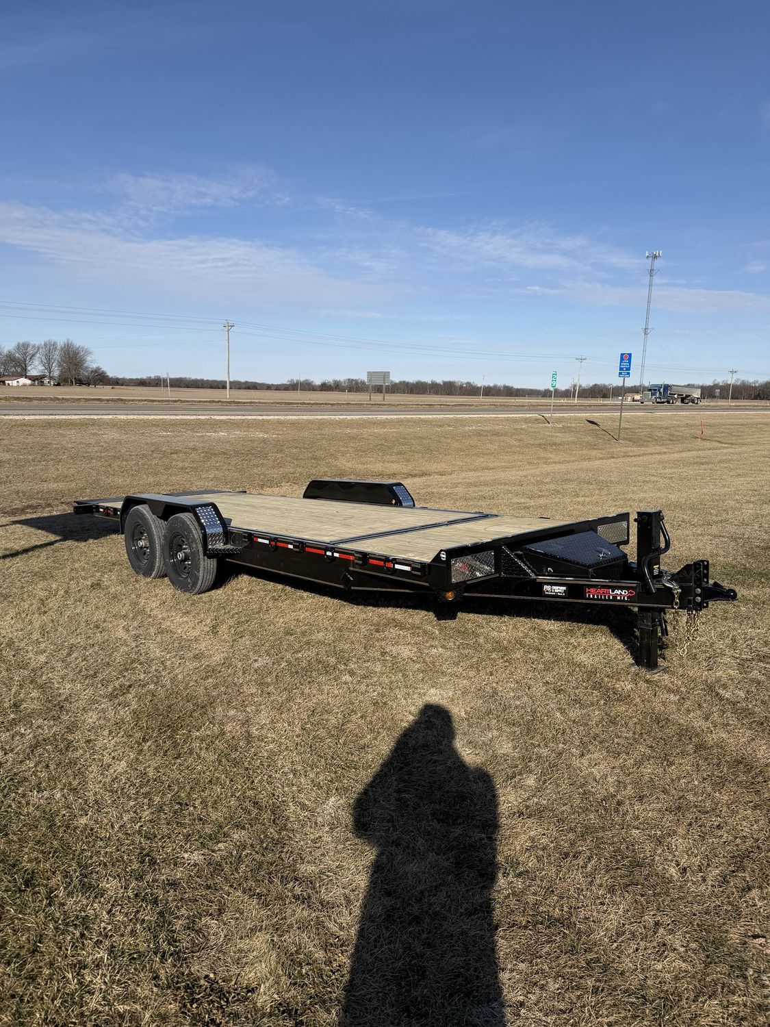 Heartland 22' Super Duty Sure Tilt W/ Tool Box &amp; Cushion Cylinder