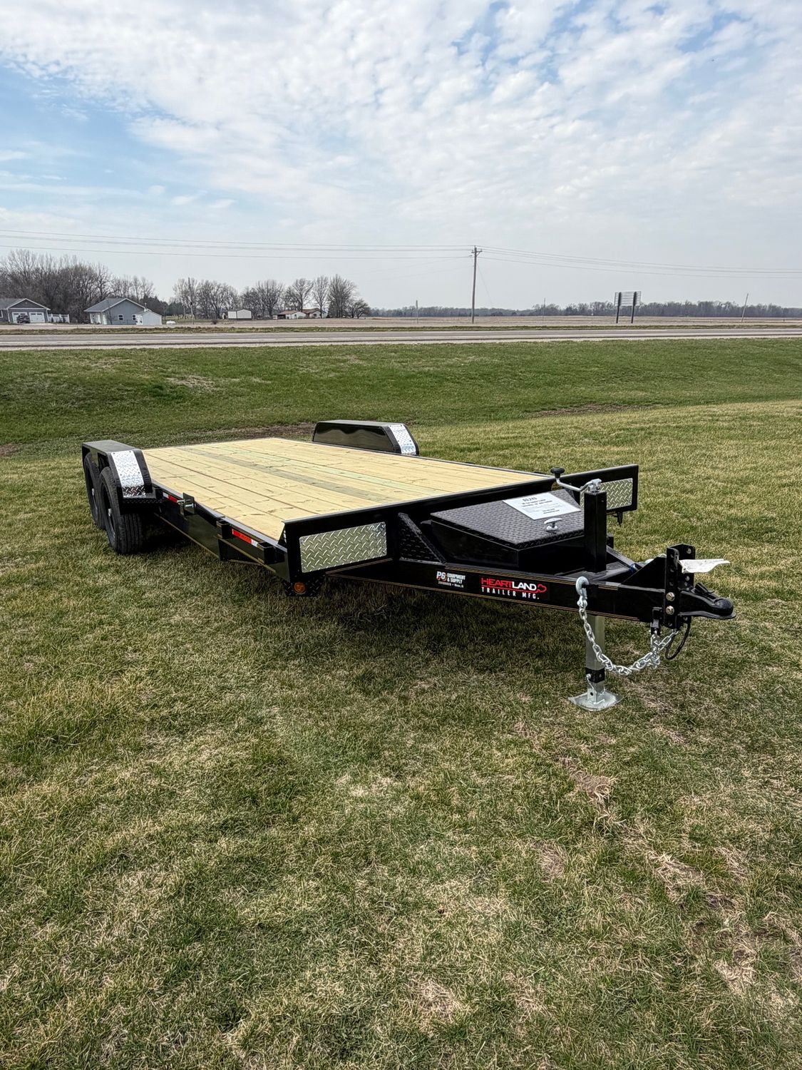 Heartland 20' Car Hauler W/ Tool Box 5200#