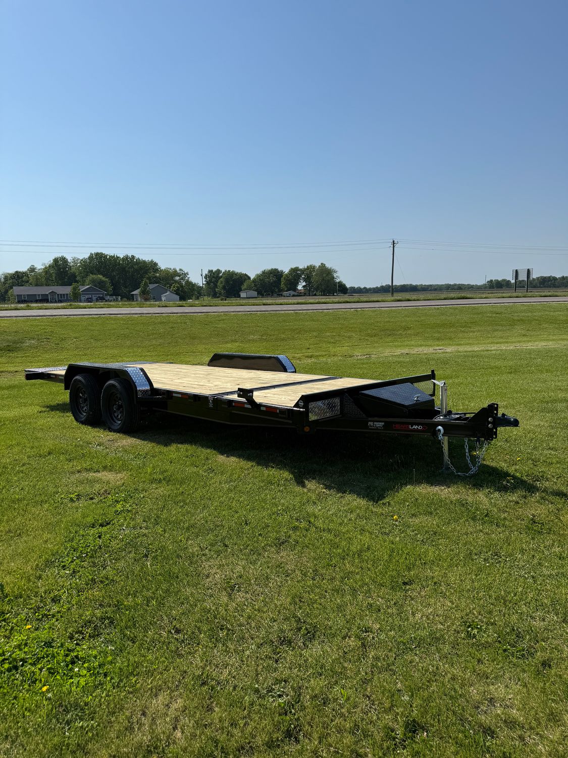 Heartland 20' Sure-Tilt 7K GVW W/Tool Box