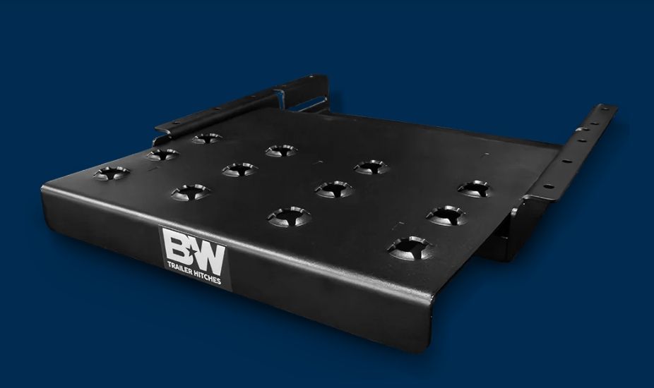 B&amp;W Trailer Hitches Retractable Step