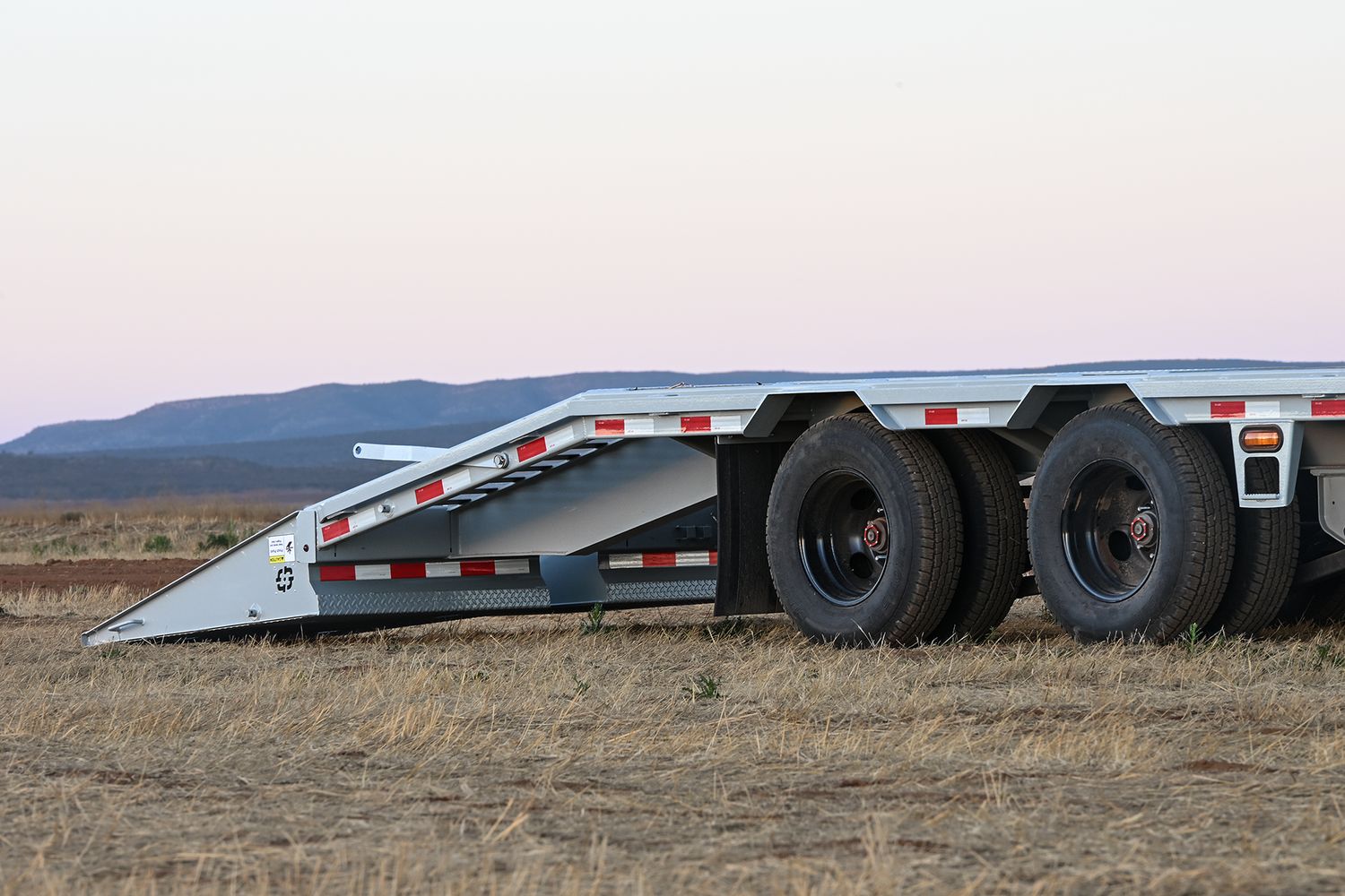 Buckshot 30'x102" Gooseneck Deckover Trailer, BOLT 30R, 12K Axles, Gunmetal Gray