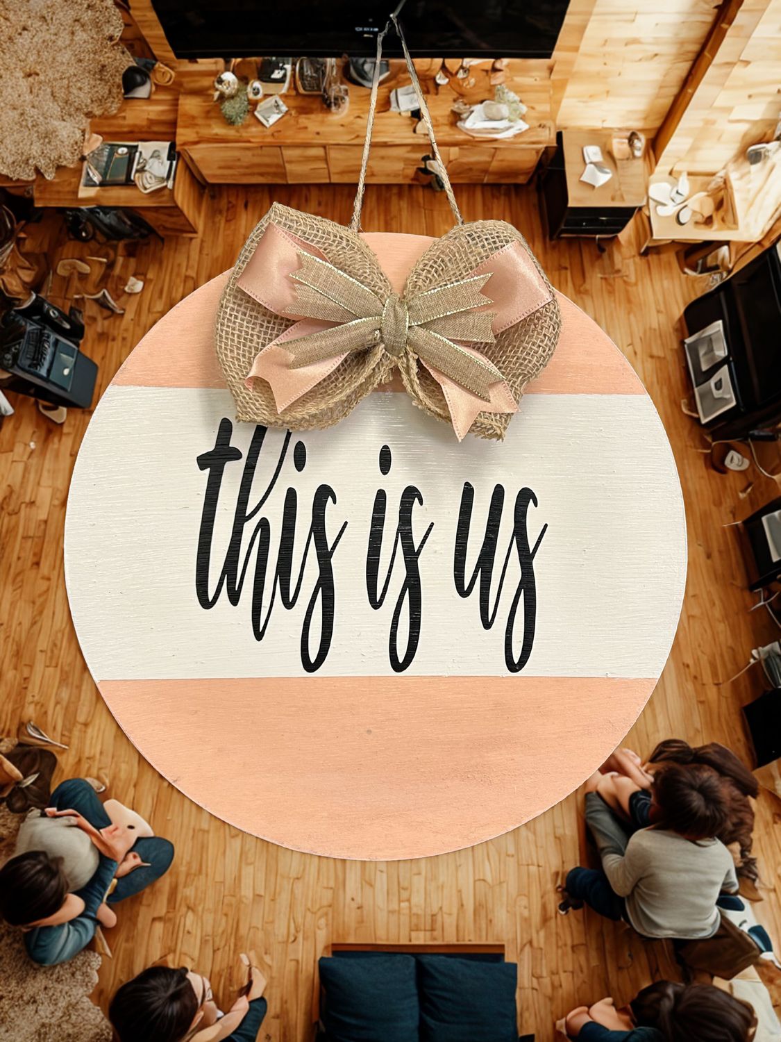 THIS IS US 14X14 ROUND DOOR HANGER