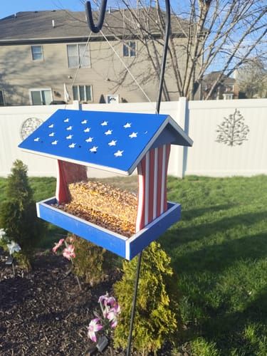 ACRYLIC BIRD FEEDERS