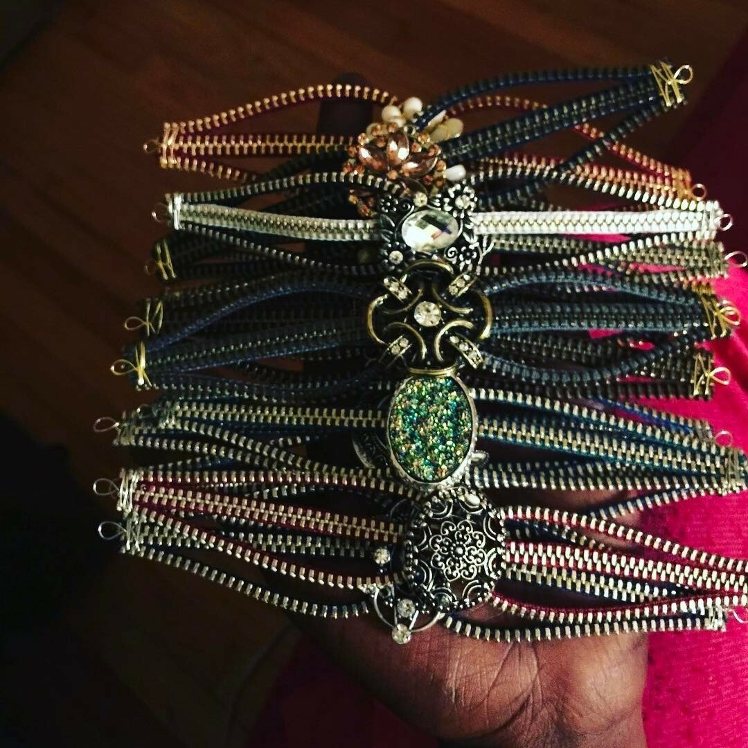 Zipper bracelet