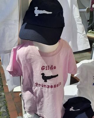 Kinder T-Shirt rosa, bestickt mit Papagoy, Mädchen - StickBina