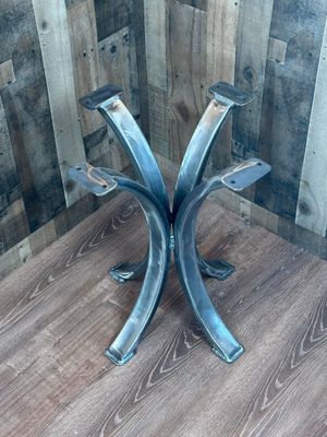 Pedestal Stands