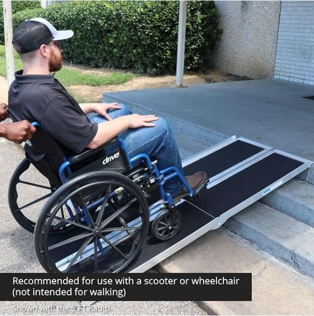 Titan Ramps 6&#39; Wheelchair Scooter Ramp Folds with Carrying Handle for Entrway 600 lb