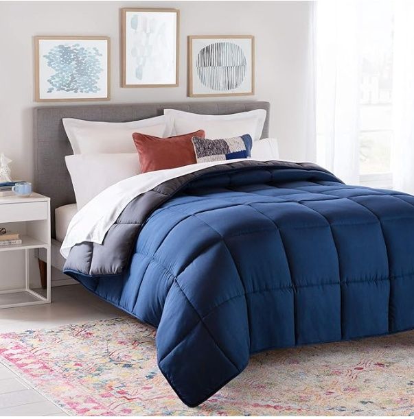 Linenspa All Season Hypoallergenic Down Alternative Microfiber Comforter, Navy/Graphite, Full