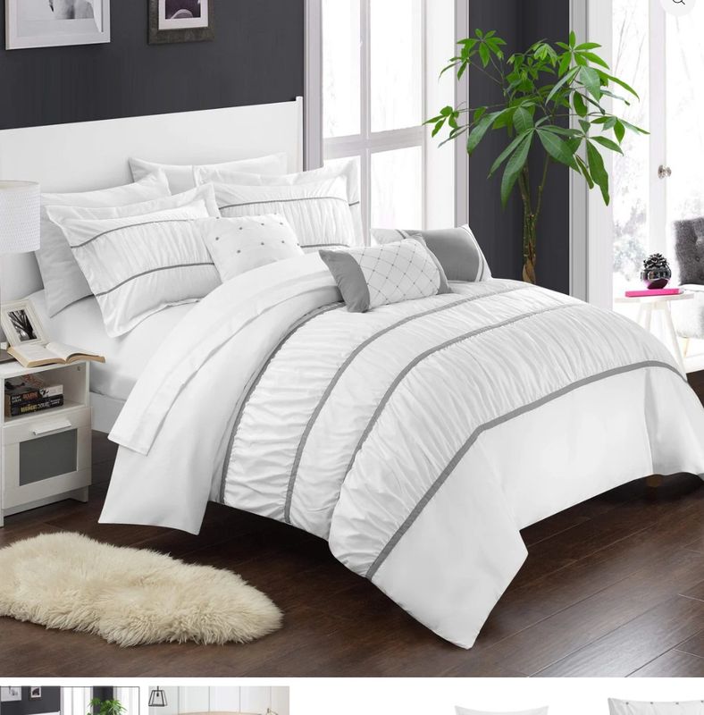 Chic Home 10-Piece Cheryl Pleaded queen