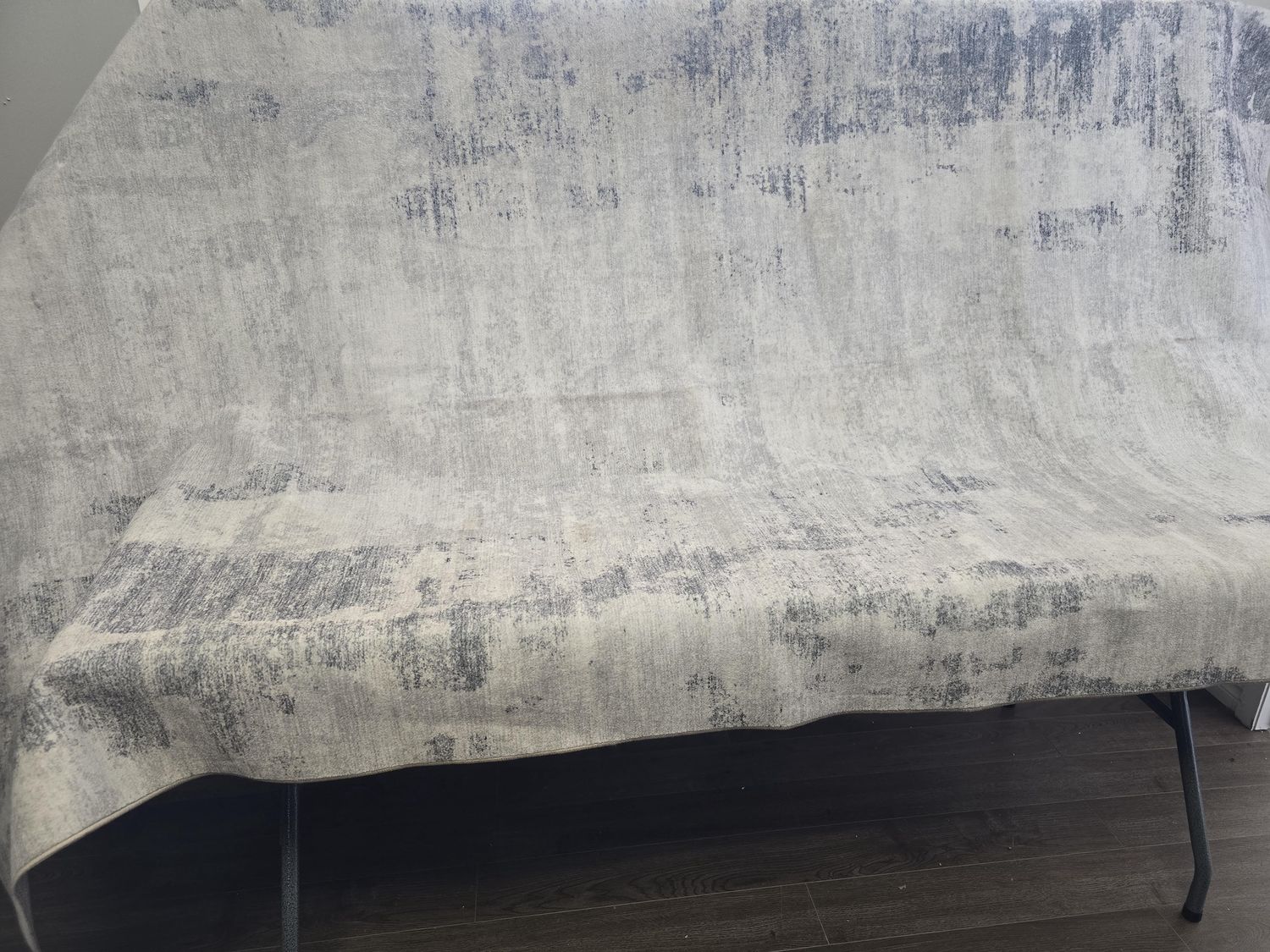 5ft x9ft grey, blue, cream area rug