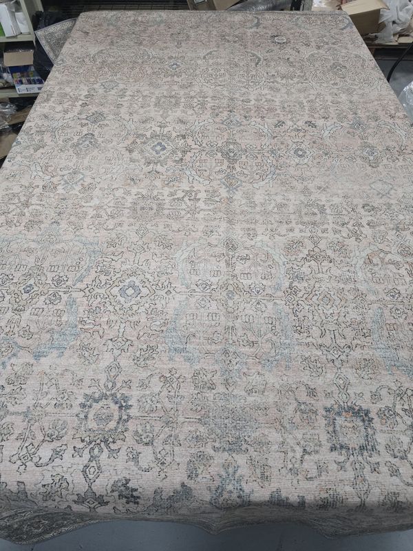 Area Rug 8x10 Light Blues, Greens &amp; Creams