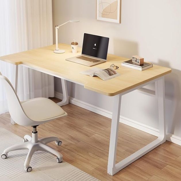HDOFM Small Computer Desk，31.5 Inch Small Desk for Bedroom